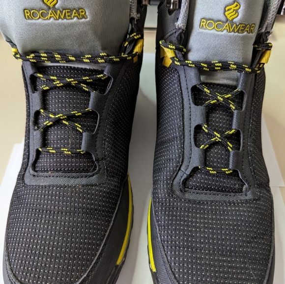 Boots - Picture 4 of 6